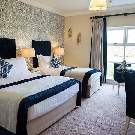 Clanard Court 4*