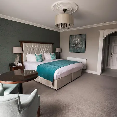 Clanard Court 4*