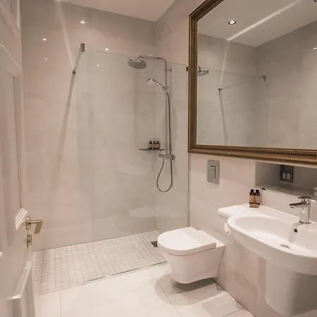 ホテル Clanard Court