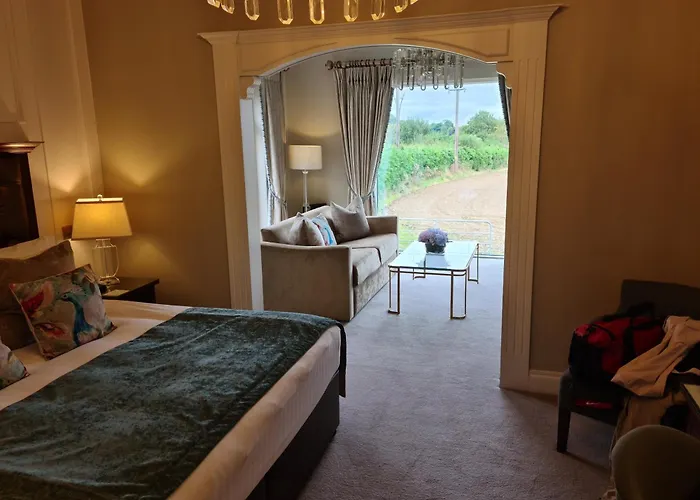 Clanard Court Отель