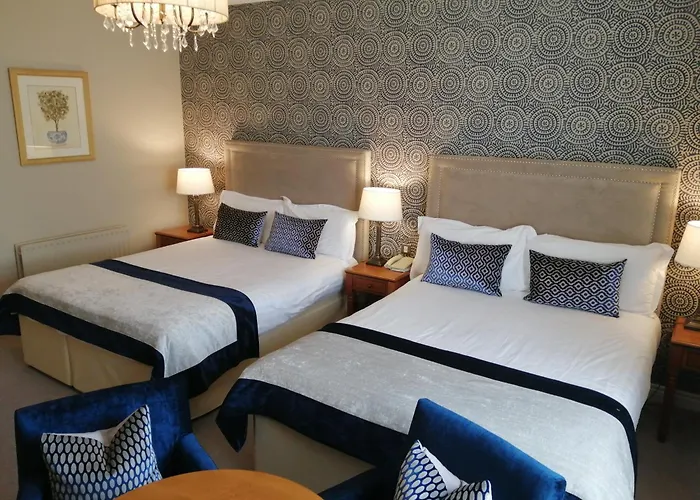 Отель Clanard Court Атай